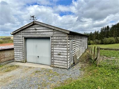 FURTHER PURPOSE BUILT WORKSHOP